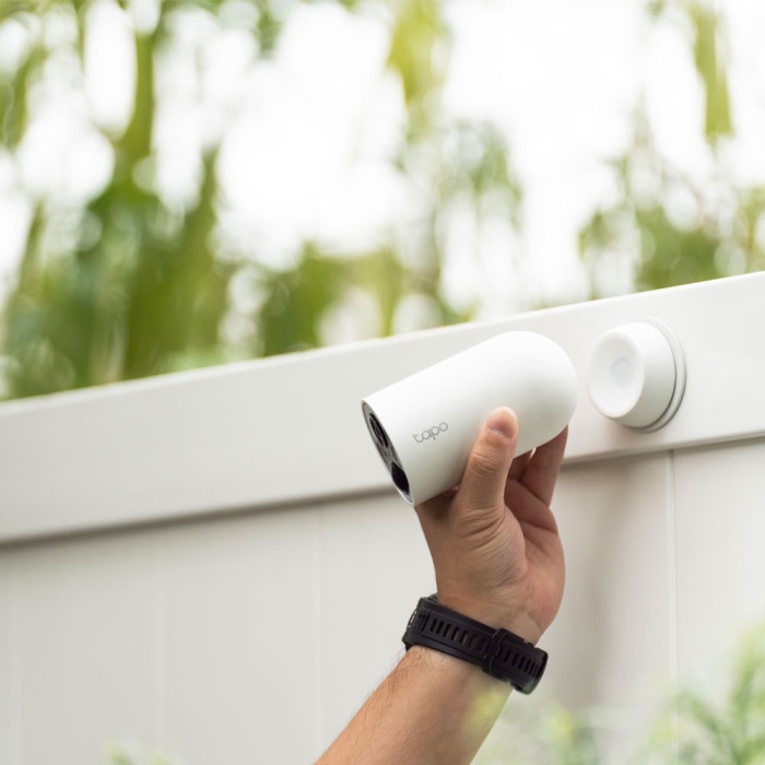 TP-LINK TAPO C425 Security Camera